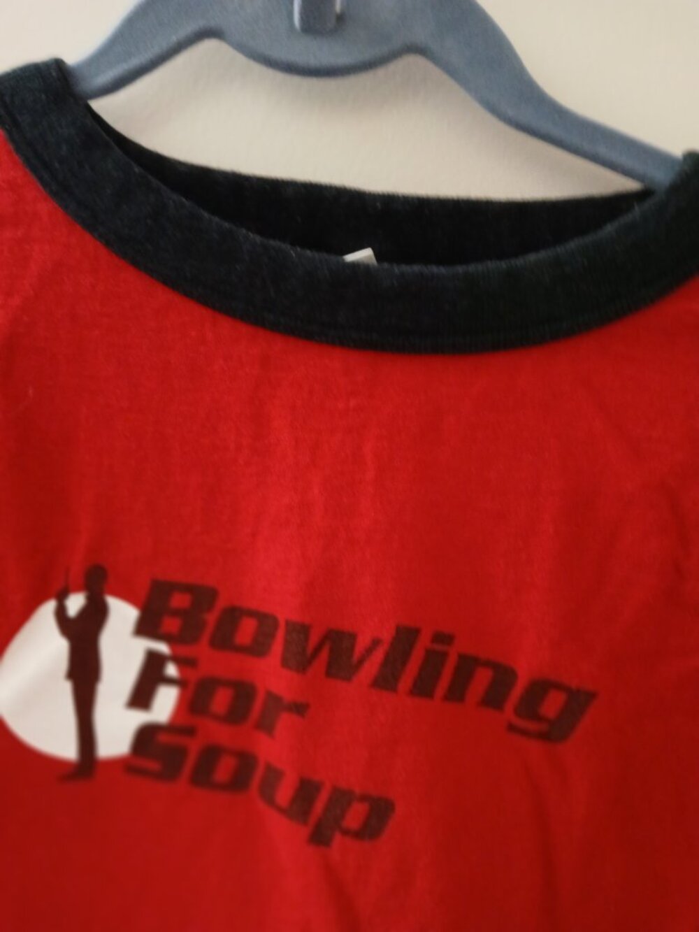 Women's Bowling for Soup Red Ringer Band Tee SZ  M GUC - Picture 4 of 7